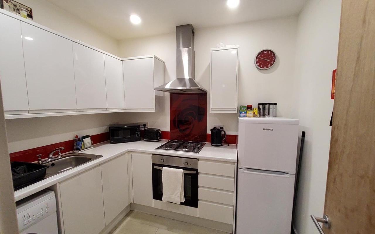 Leith Spectacular Apartment By Sensational Stay Short Lets & Serviced Accommodation With 6 Separate Beds & 2 Baths Единбург Екстериор снимка